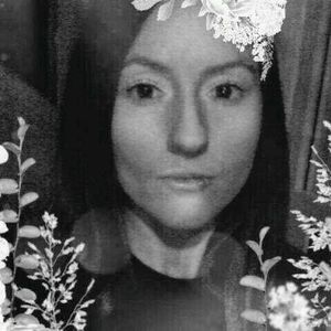 Meet your Posher, Holly